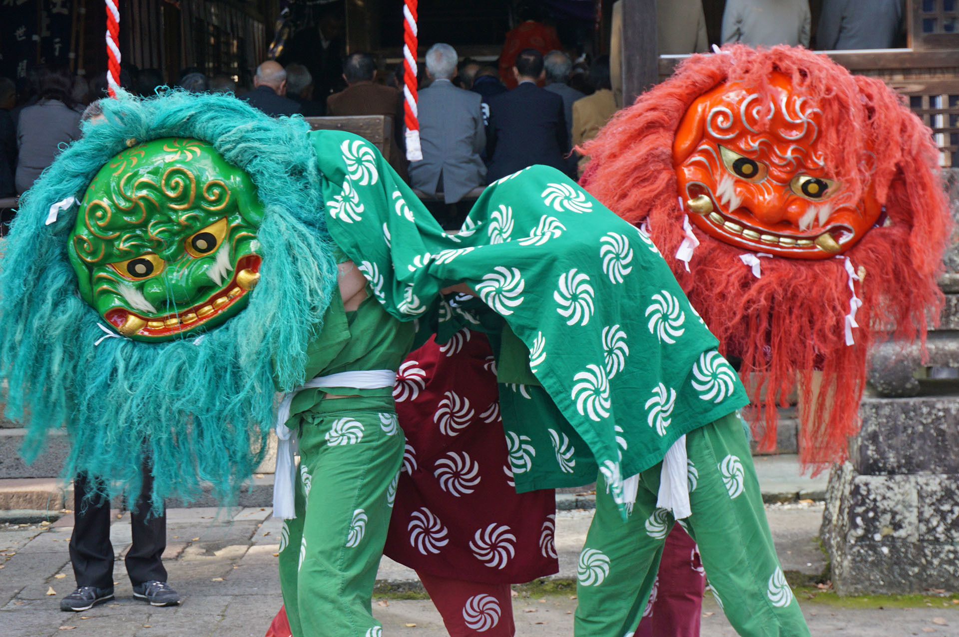 琴路神社獅子舞01_15290_marked