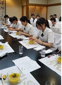 日本料理店での学習