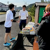 コースに設置された補給所の様子2枚目